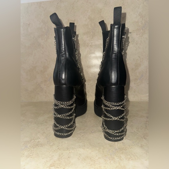 LAMODA Platform Chain Ankle Boots - size 7 EUC - Picture 4 of 13